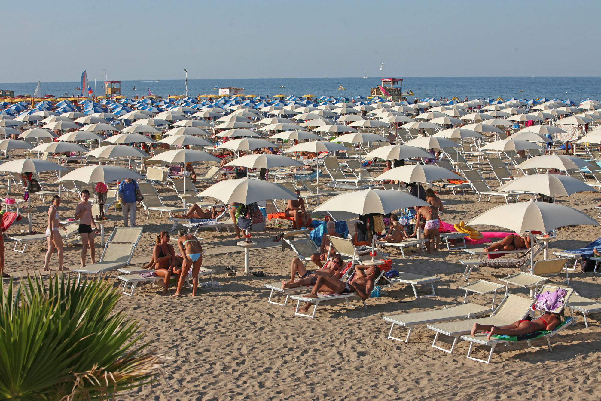 Residenza Manuela Appartement Riccione Buitenkant foto